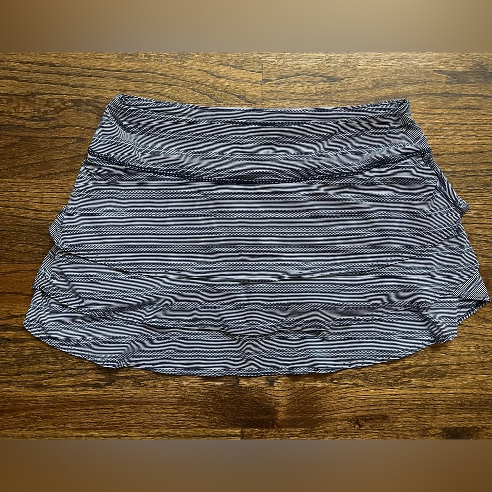 Athleta Dot Stripe Swagger Skort Size XL